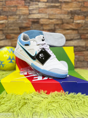 Nike gato micro o futsal color blanco