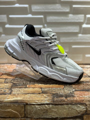 Tenis nike scape